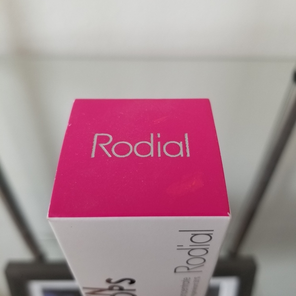 Rodial Collagen 30% Booster Drops Serum 1.0 fl oz, Collagen Serum Anti Aging - Picture 4 of 8